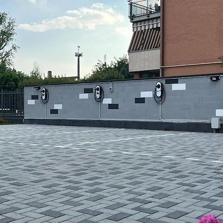 Una Scelta Elegante, Tranquilla E Unica Grugliasco Buitenkant foto